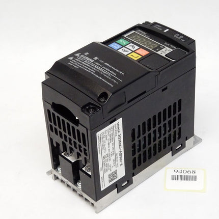 Omron MX2 Inverter Frequenzumrichter 3G3MX2-AB002-E