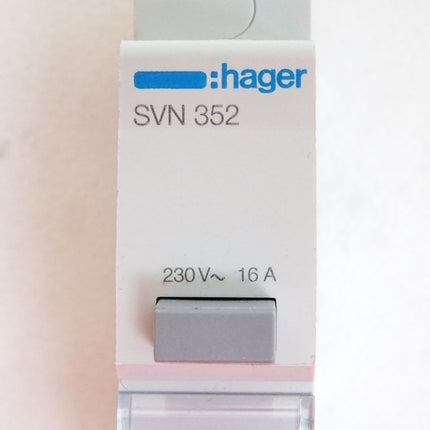 Hager SVN352 230V 16A / Neu - Maranos.de