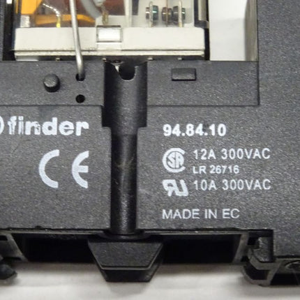 Finder Type 55.34 + Sockel 94.84.10