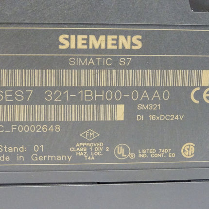 Siemens S7-300 SM321 6ES7321-1BH00-0AA0 / 6ES7 321-1BH00-0AA0 (mit Klappe und mit Stecker)