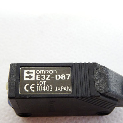 Omron E3Z-D87