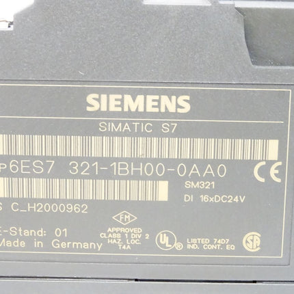 Siemens S7-300 SM321 6ES7321-1BH00-0AA0 / 6ES7 321-1BH00-0AA0 (ohne Klappe und mit Stecker)