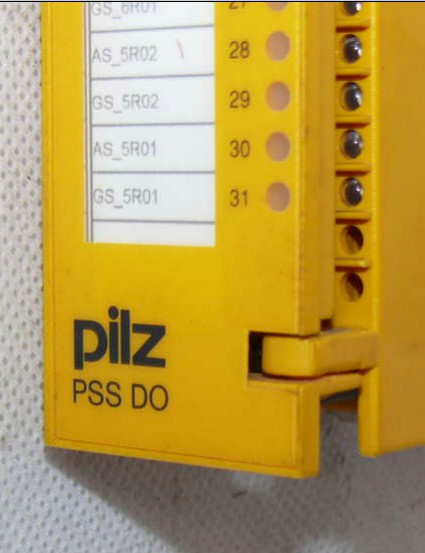 PILZ PSS DO Digital Output // Ident.Nr.: 301110 // 24VDC/2A