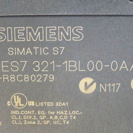 Siemens S7-300 SM321 6ES7321-1BL00-0AA0 / 6ES7 321-1BL00-0AA0 E:1 bis 5 (mit Klappe und ohne Stecker)